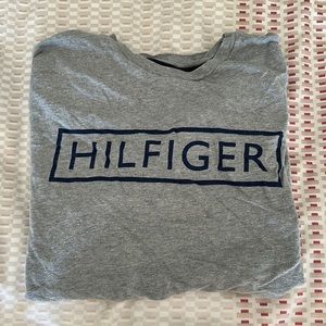 Tommy Hilfiger Logo Mens Size Small T-Shirt